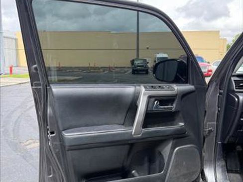 Used 2020 Toyota 4Runner SR5 Premium image 21