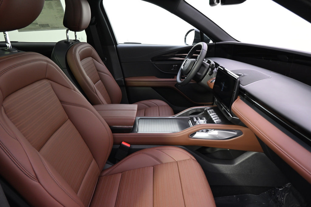 New 2026 Lincoln Nautilus Reserve w/ Jet Appearance Package AWD/4WD image 16