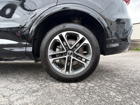 Used 2025 Audi Q5 Premium w/ Convenience Package AWD/4WD image 6