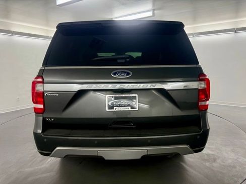 Used 2021 Ford Expedition XLT image 7