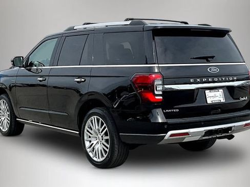 Used 2024 Ford Expedition Limited AWD/4WD image 4