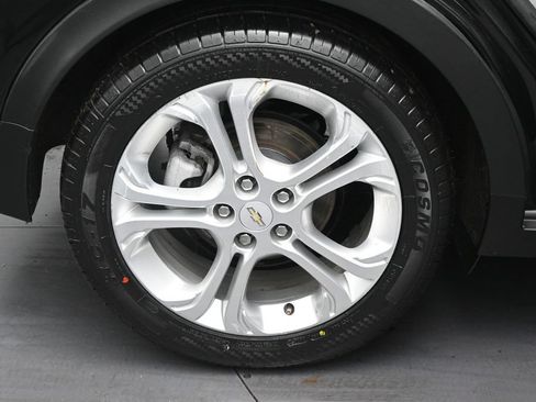 Used 2018 Chevrolet Bolt LT FWD image 34