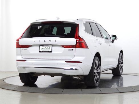 Used 2023 Volvo XC60 B5 Plus w/ Climate Package AWD/4WD image 12