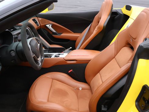 Used 2019 Chevrolet Corvette Grand Sport RWD image 14