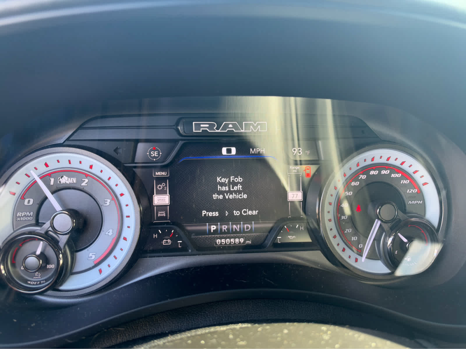 Used 2022 RAM 2500 Limited AWD/4WD image 2