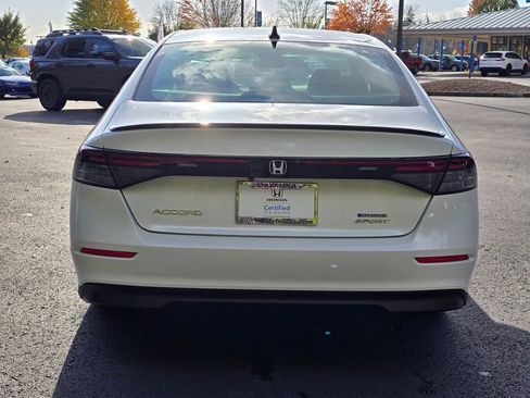 Used 2025 Honda Accord Sport image 27
