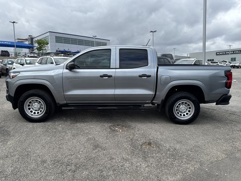 Used 2026 Chevrolet Colorado W/T w/ WT Convenience Package II image 6
