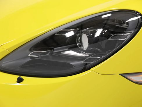 Used 2019 Porsche 718 Boxster GTS RWD image 98