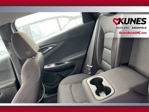 Used 2024 Chevrolet Malibu LT image 37