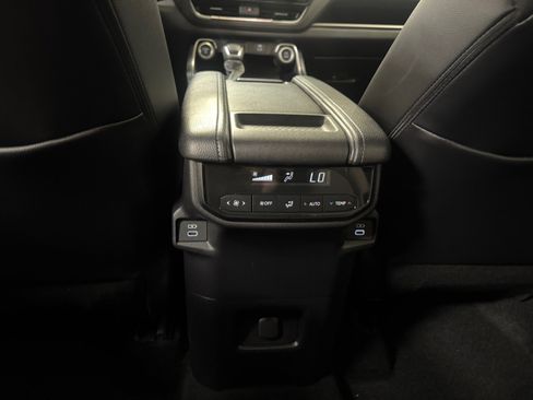 Certified 2026 Toyota Grand Highlander XLE FWD image 33