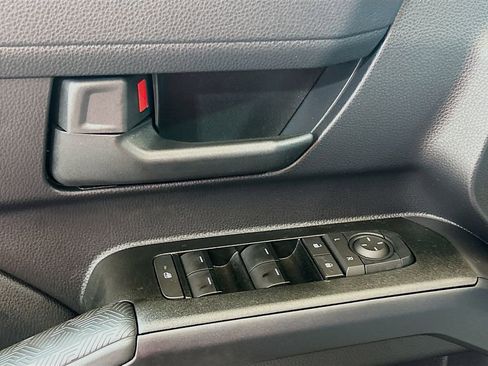 New 2026 Toyota 4Runner SR5 AWD/4WD image 15