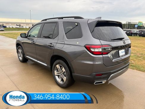 New 2026 Honda Pilot EX-L image 4