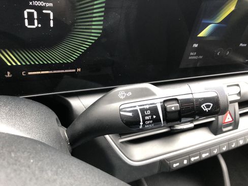 Used 2025 Kia K4 LXS image 23