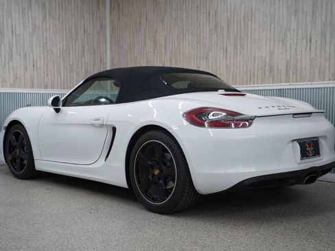 Used 2016 Porsche Boxster RWD image 7