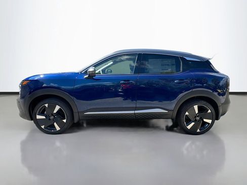New 2025 Nissan Kicks SR image 5