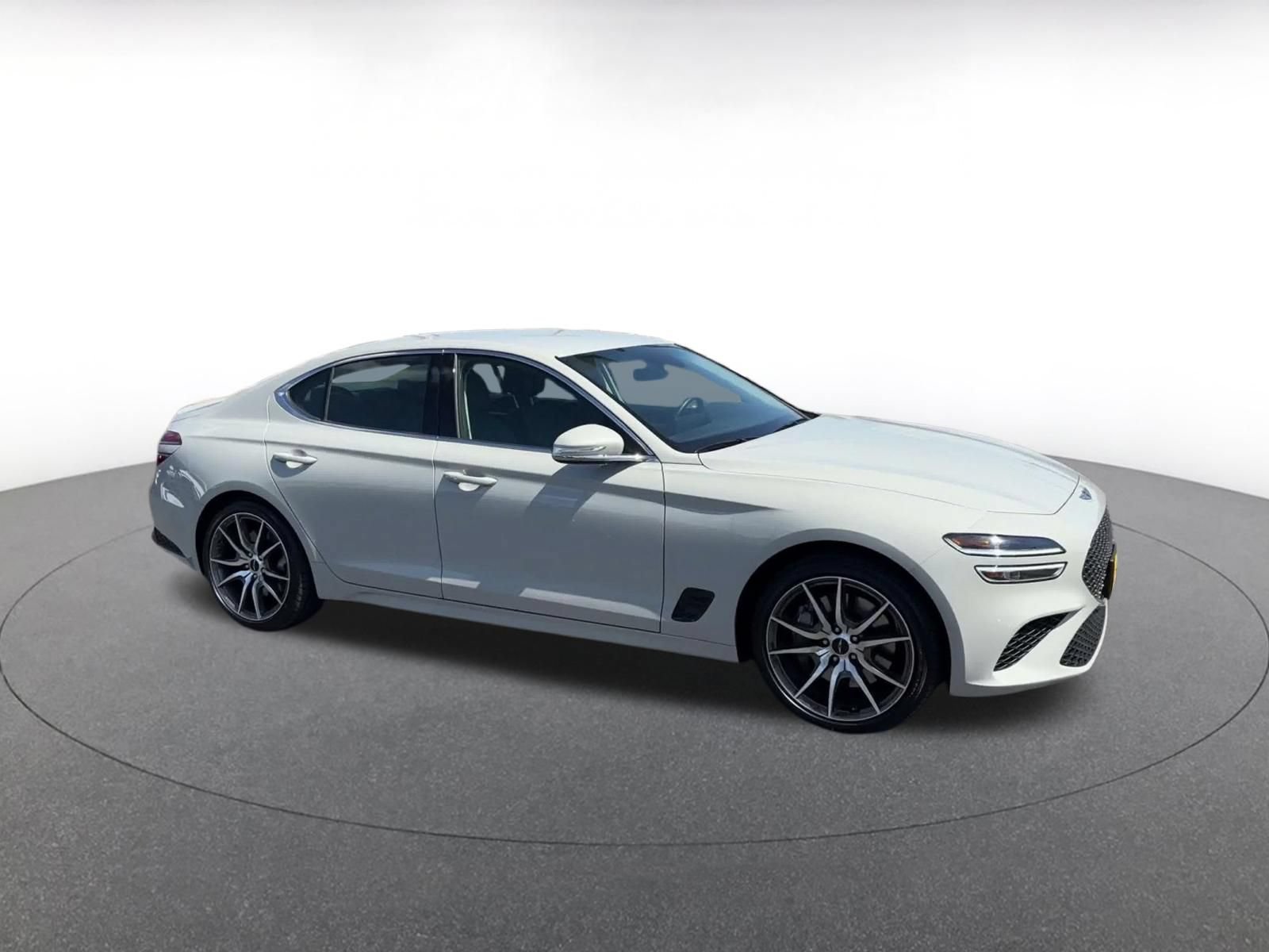Used 2026 Genesis G70 2.5T RWD image 2