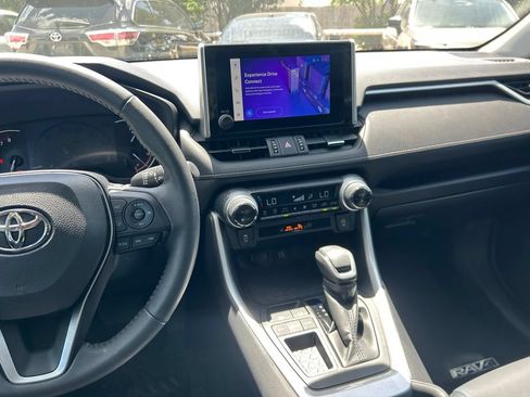 Used 2023 Toyota RAV4 XLE Premium FWD image 18