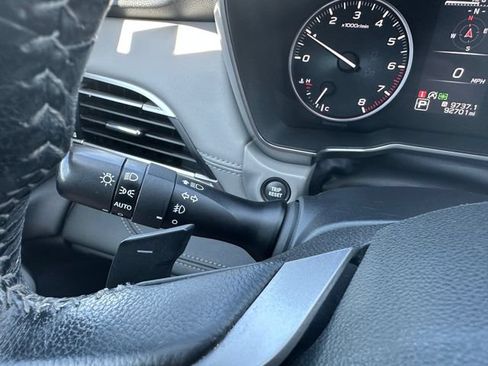 Used 2023 Subaru Outback Limited AWD/4WD image 33