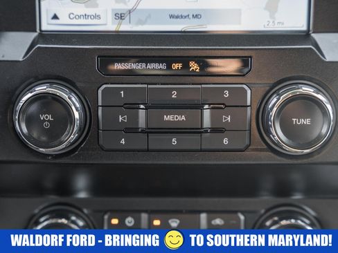 Certified 2019 Ford F250 Lariat w/ Lariat Value Package image 25