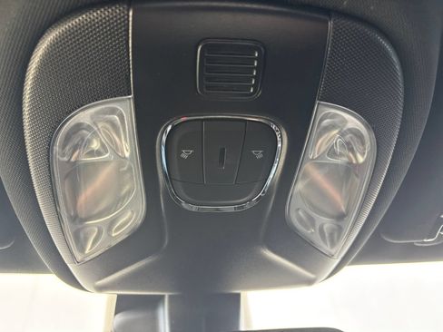 New 2026 Jeep Compass Latitude AWD/4WD image 18