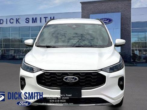 Certified 2023 Ford Escape ST-Line Select w/ Tech Pack #2 AWD/4WD image 2