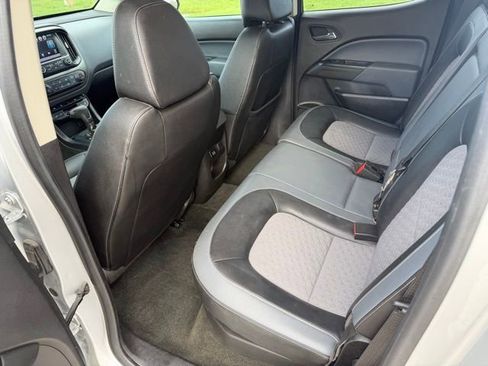 Used 2015 Chevrolet Colorado Z71 AWD/4WD image 29