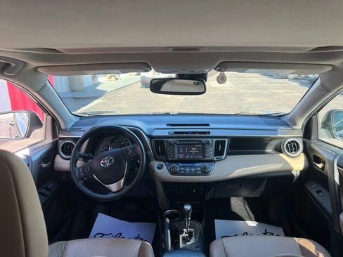 Used 2014 Toyota RAV4 Limited image 17