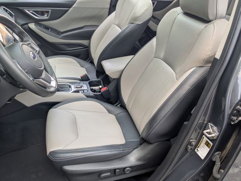 Used 2023 Subaru Forester Limited AWD/4WD image 17