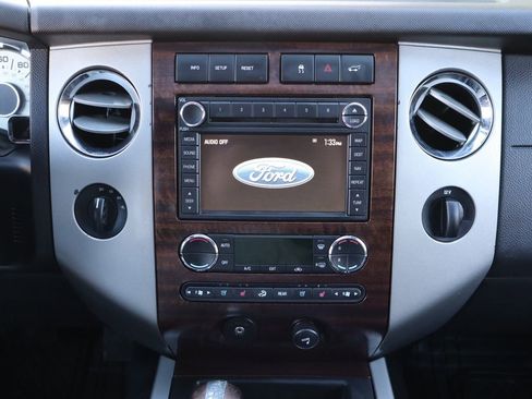Used 2008 Ford Expedition EL Limited image 36