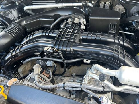 Used 2024 Subaru Crosstrek 2.0i Premium w/ Popular Package #4 image 30