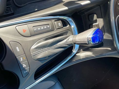 Used 2017 Chevrolet Volt Premier w/ Driver Confidence II Package image 23