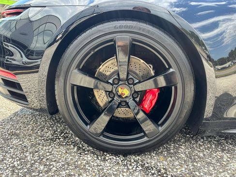Used 2020 Porsche 911 Carrera S w/ Sport Package RWD image 43