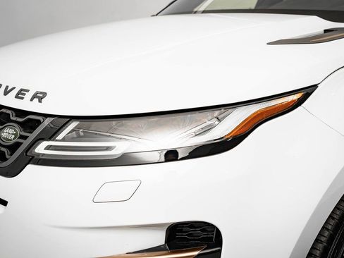 Used 2023 Land Rover Range Rover Evoque R-Dynamic SE image 16