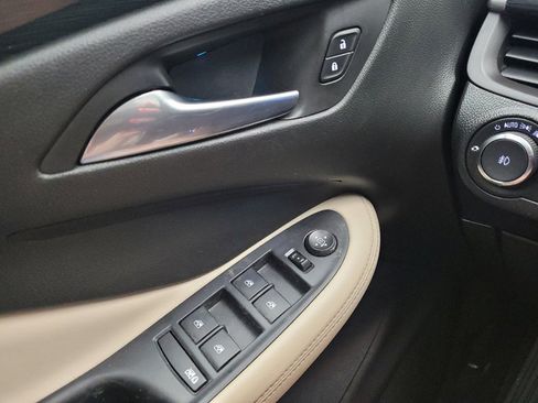 Used 2018 Buick Envision Preferred FWD image 27