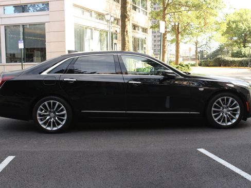 Used 2017 Cadillac CT6 3.6 AWD image 8