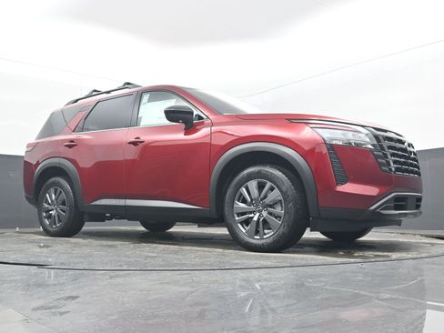New 2026 Nissan Pathfinder SV image 23