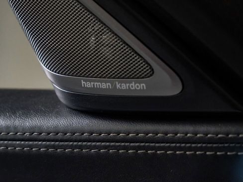 Used 2017 BMW 740i xDrive image 35