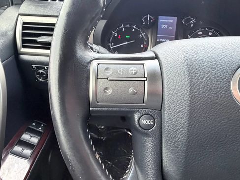 Used 2018 Lexus GX 460 Premium w/ Premium Package AWD/4WD image 22