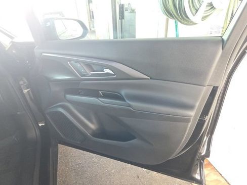 Used 2025 Chevrolet Equinox EV LT w/ Comfort Package FWD image 20