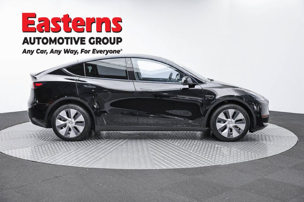 Used 2022 Tesla Model Y Long Range AWD/4WD image 6