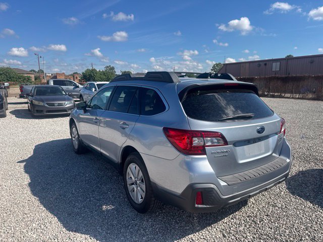 Used 2019 Subaru Outback 2.5i Premium AWD/4WD image 6