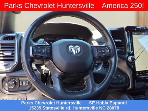 Used 2022 RAM 1500 Laramie AWD/4WD image 3