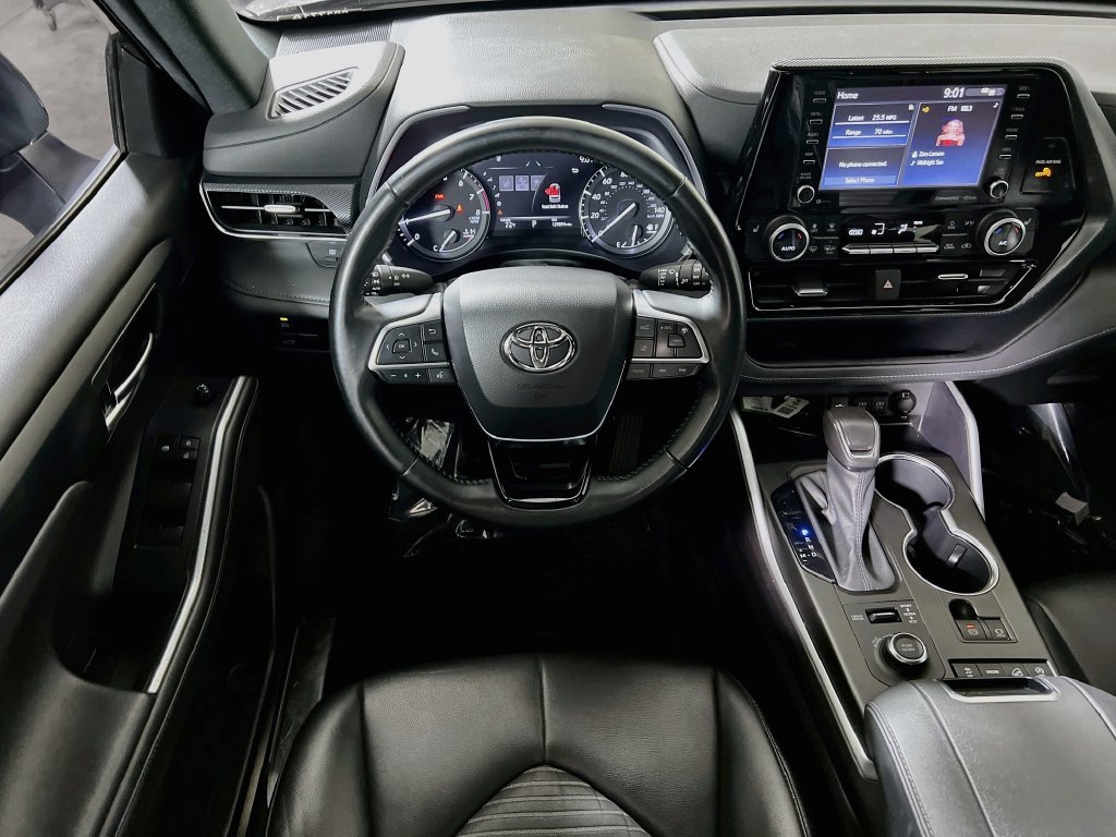 Used 2021 Toyota Highlander XSE AWD/4WD image 20