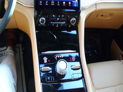 Certified 2024 Jeep Grand Cherokee L Summit image 26