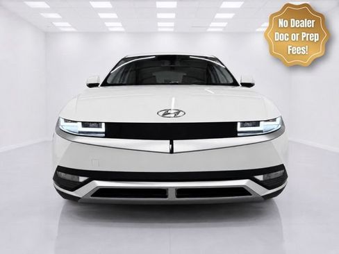 Used 2024 Hyundai Ioniq 5 SEL AWD/4WD image 2