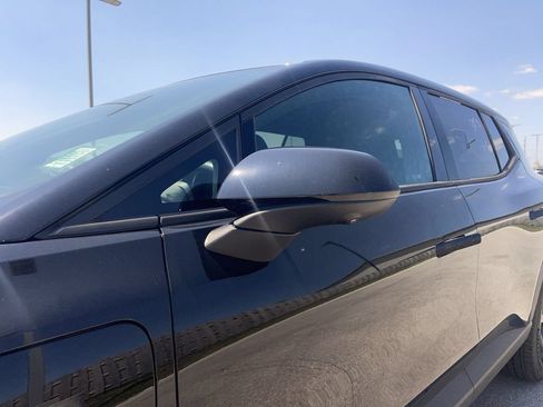 Used 2026 Chevrolet Equinox EV LT w/ Comfort Package AWD/4WD image 3
