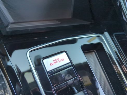 New 2025 Volkswagen Golf SE image 29