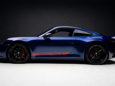 Used 2023 Porsche 911 Carrera S RWD image 18