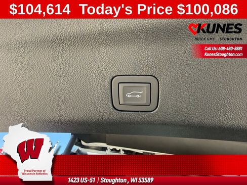 New 2026 GMC Yukon AT4 Ultimate AWD/4WD image 18