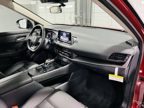 New 2026 Nissan Rogue SV image 29